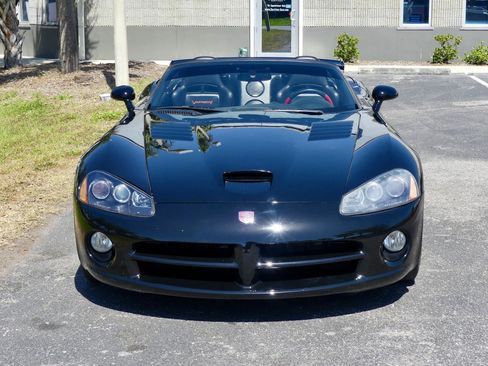 Used 2004 Dodge Viper SRT-10 image 27