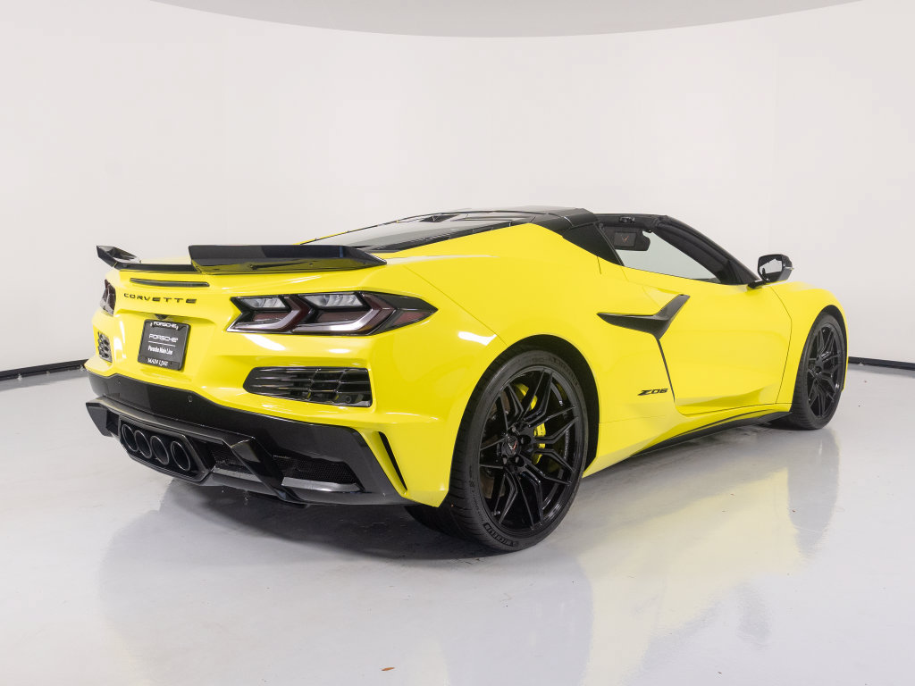 Used 2023 Chevrolet Corvette Z06 w/ Battery Protection Package RWD image 6