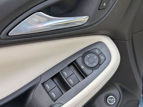 Used 2024 Buick Encore GX Preferred w/ Comfort Package AWD/4WD image 12