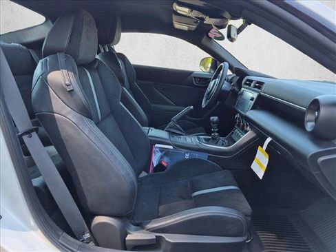 Used 2024 Toyota GR86 Premium RWD image 20