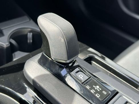 Used 2024 Toyota Prius XLE image 29