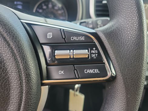Used 2022 Kia Sportage LX image 32