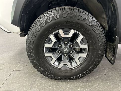 Used 2023 Toyota Tacoma TRD Off-Road image 31