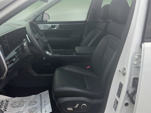 Used 2024 Hyundai Santa Fe Limited image 16