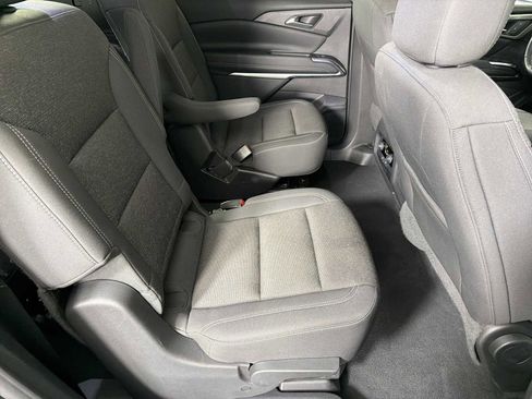 Certified 2024 Chevrolet Traverse LT image 28