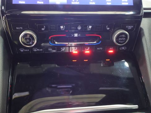 Certified 2021 Jeep Grand Cherokee L Overland AWD/4WD image 30