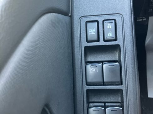 Used 2023 Nissan Frontier PRO-4X w/ Pro-4X Premium Package AWD/4WD image 13