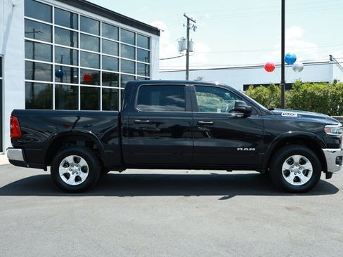 Certified 2025 RAM 1500 Big Horn AWD/4WD image 4