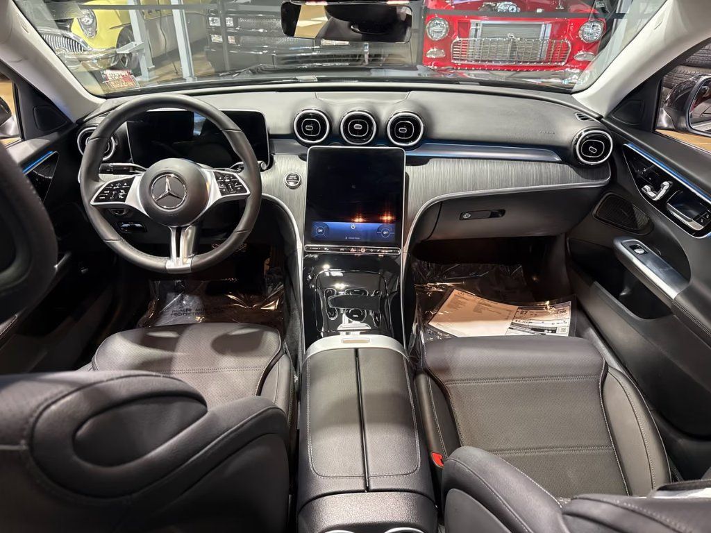 Used 2026 Mercedes-Benz C 300 4MATIC Sedan image 18