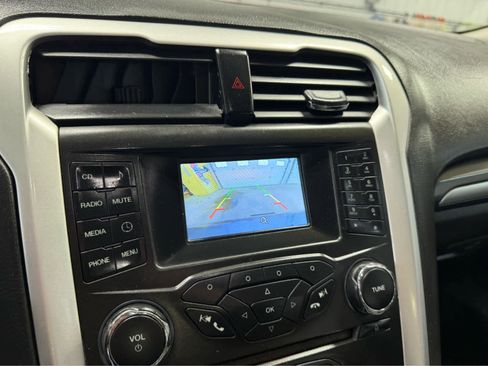 Used 2016 Ford Fusion S image 15