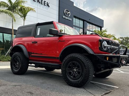 Used 2022 Ford Bronco Wildtrak image 23