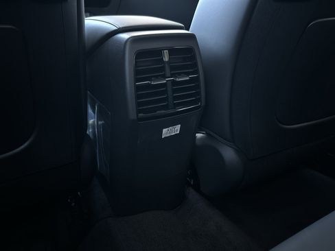 New 2025 Kia Niro EX image 15