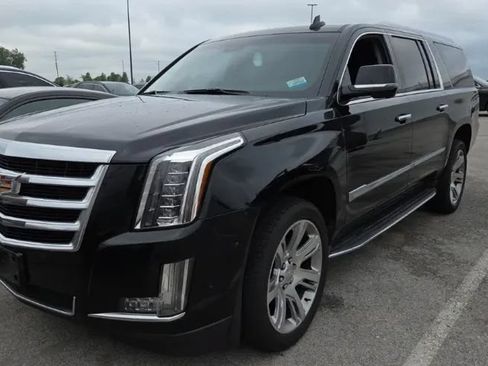 Used 2017 Cadillac Escalade ESV Luxury AWD/4WD image 1