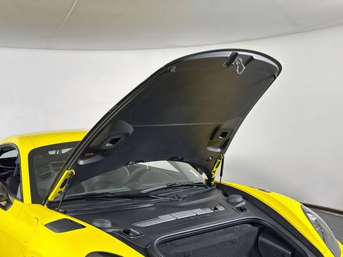 Certified 2024 Porsche 718 Cayman GT4 RS RWD image 25