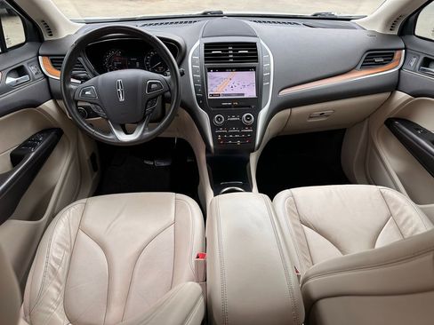 Used 2019 Lincoln MKC Select w/ Select Plus Package image 21