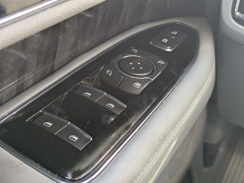 Used 2021 Lincoln Navigator L Reserve image 26