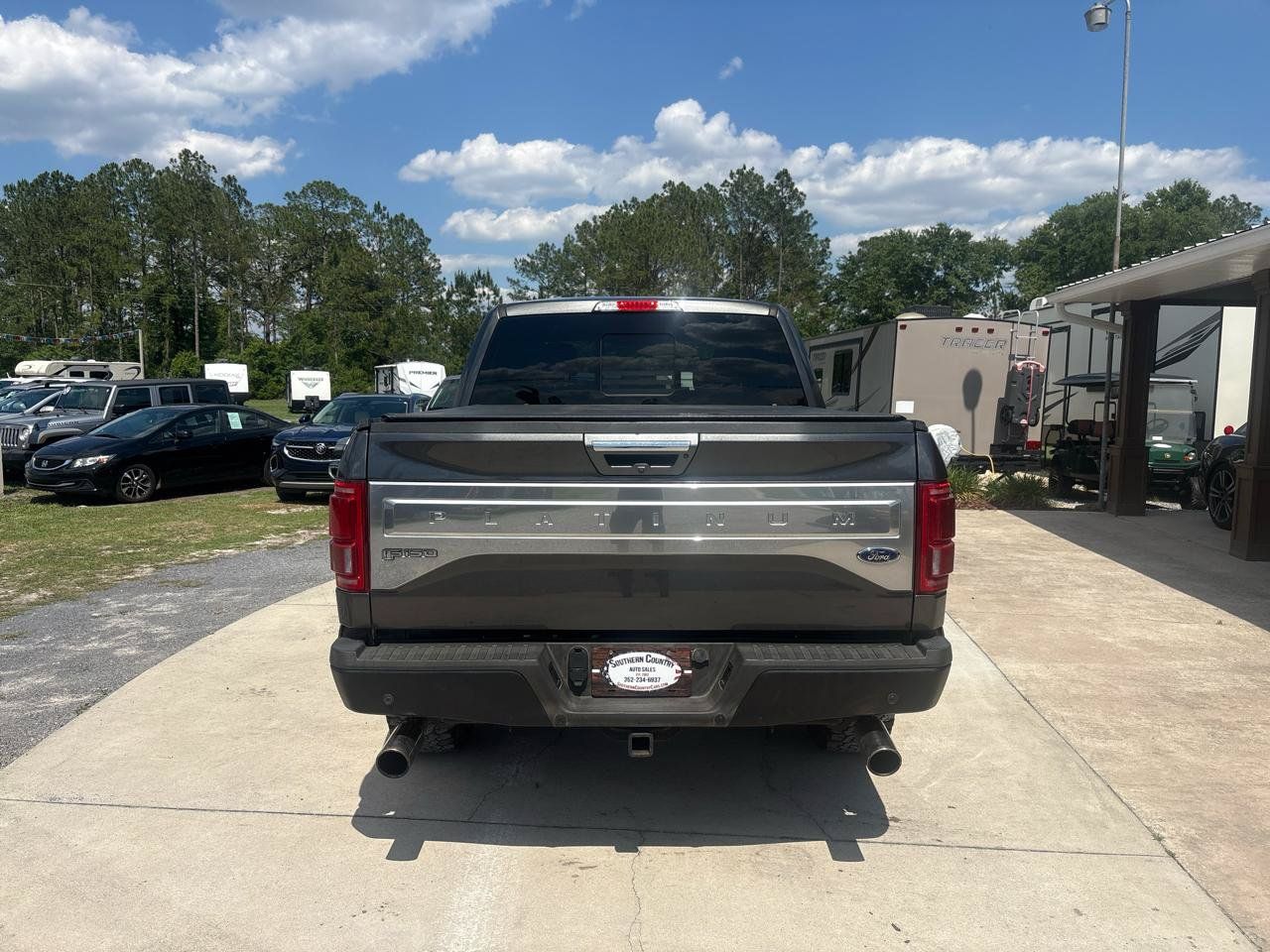 Used 2016 Ford F150 Platinum w/ Equipment Group 701A Luxury AWD/4WD image 6