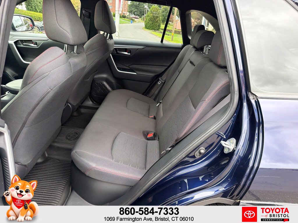 Used 2024 Toyota RAV4 SE w/ Weather & Moonroof Package AWD/4WD image 32
