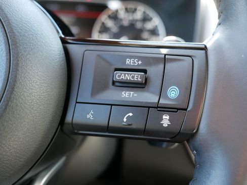 Certified 2023 Nissan Rogue SL w/ SL Premium Package AWD/4WD image 29