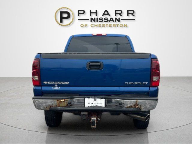 Used 2003 Chevrolet Silverado 2500 LS AWD/4WD image 4