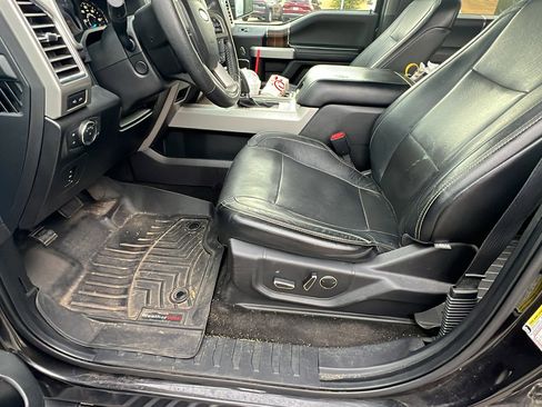 Used 2015 Ford F150 Lariat w/ Equipment Group 502A Luxury image 16