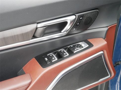 Used 2023 Kia Telluride SX Prestige image 14