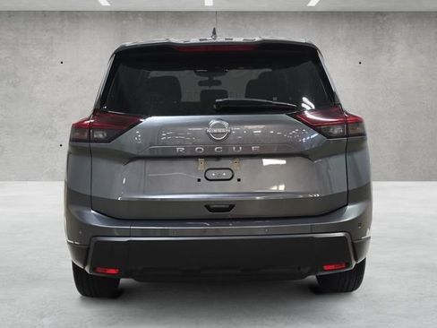 Used 2025 Nissan Rogue SV FWD image 15