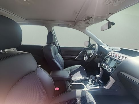Used 2017 Subaru Forester 2.0XT Premium AWD/4WD image 17