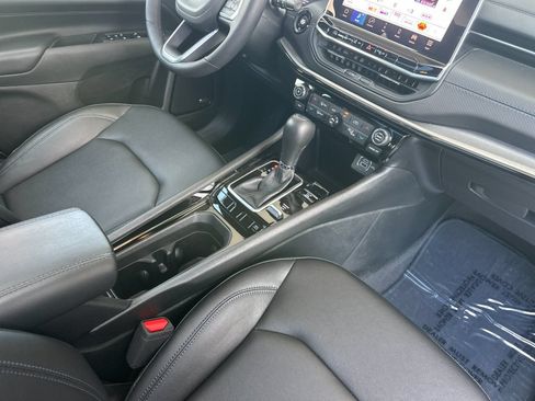 Used 2025 Jeep Compass Limited w/ High Altitude Package AWD/4WD image 16