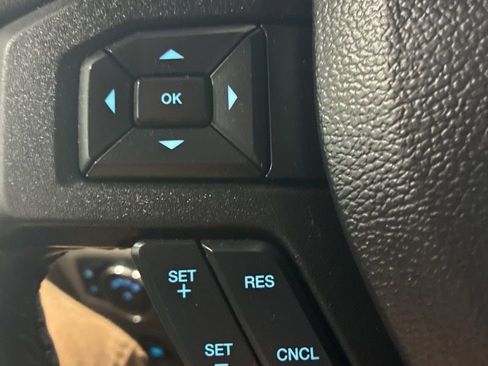 Used 2019 Ford F150 XLT w/ Equipment Group 302A Luxury AWD/4WD image 29