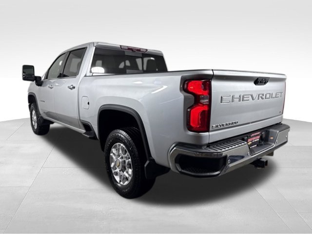 Used 2021 Chevrolet Silverado 3500 LTZ w/ LTZ Plus Package AWD/4WD image 7