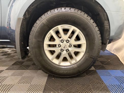 Used 2014 Nissan Frontier SV AWD/4WD image 28