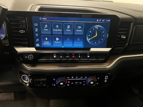 Used 2025 Chevrolet Silverado 2500 LT w/ Convenience Package image 47