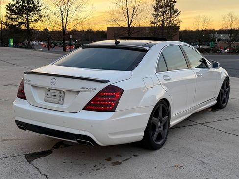 Used 2011 Mercedes-Benz S 550 image 3