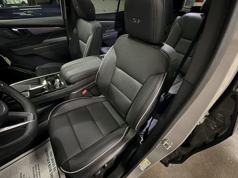 New 2026 Buick Enclave Sport Touring w/ Super Cruise Package image 21