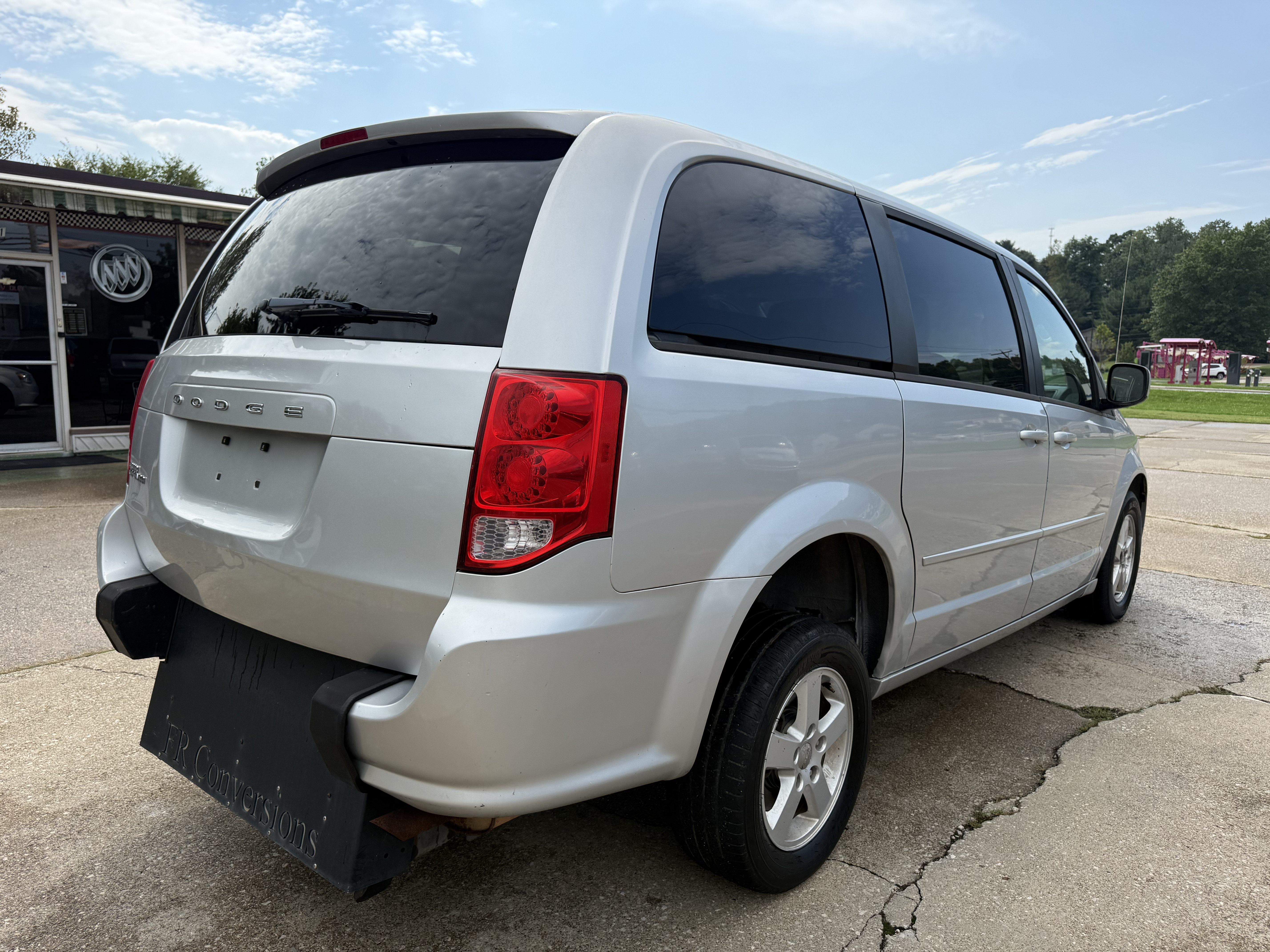 Used 2011 Dodge Grand Caravan Mainstreet FWD image 5