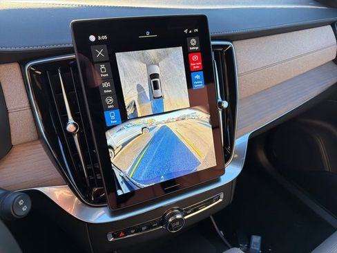 New 2026 Volvo XC90 B6 Ultra w/ Protection Package Premier image 18