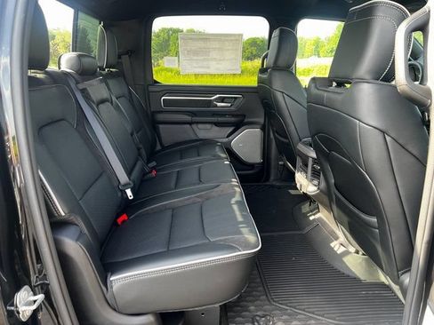 New 2025 RAM 1500 Laramie AWD/4WD image 15