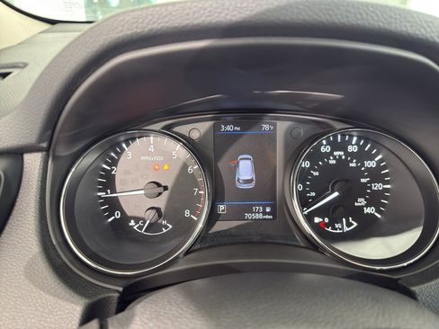 Used 2020 Nissan Rogue S image 30