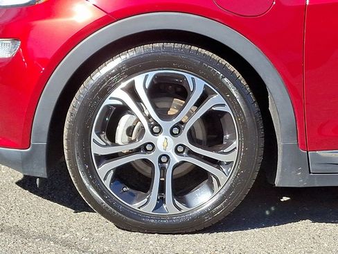 Used 2020 Chevrolet Bolt Premier w/ Infotainment Package image 8