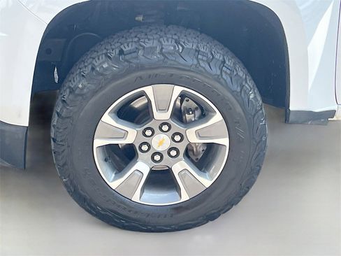 Used 2020 Chevrolet Colorado Z71 image 30