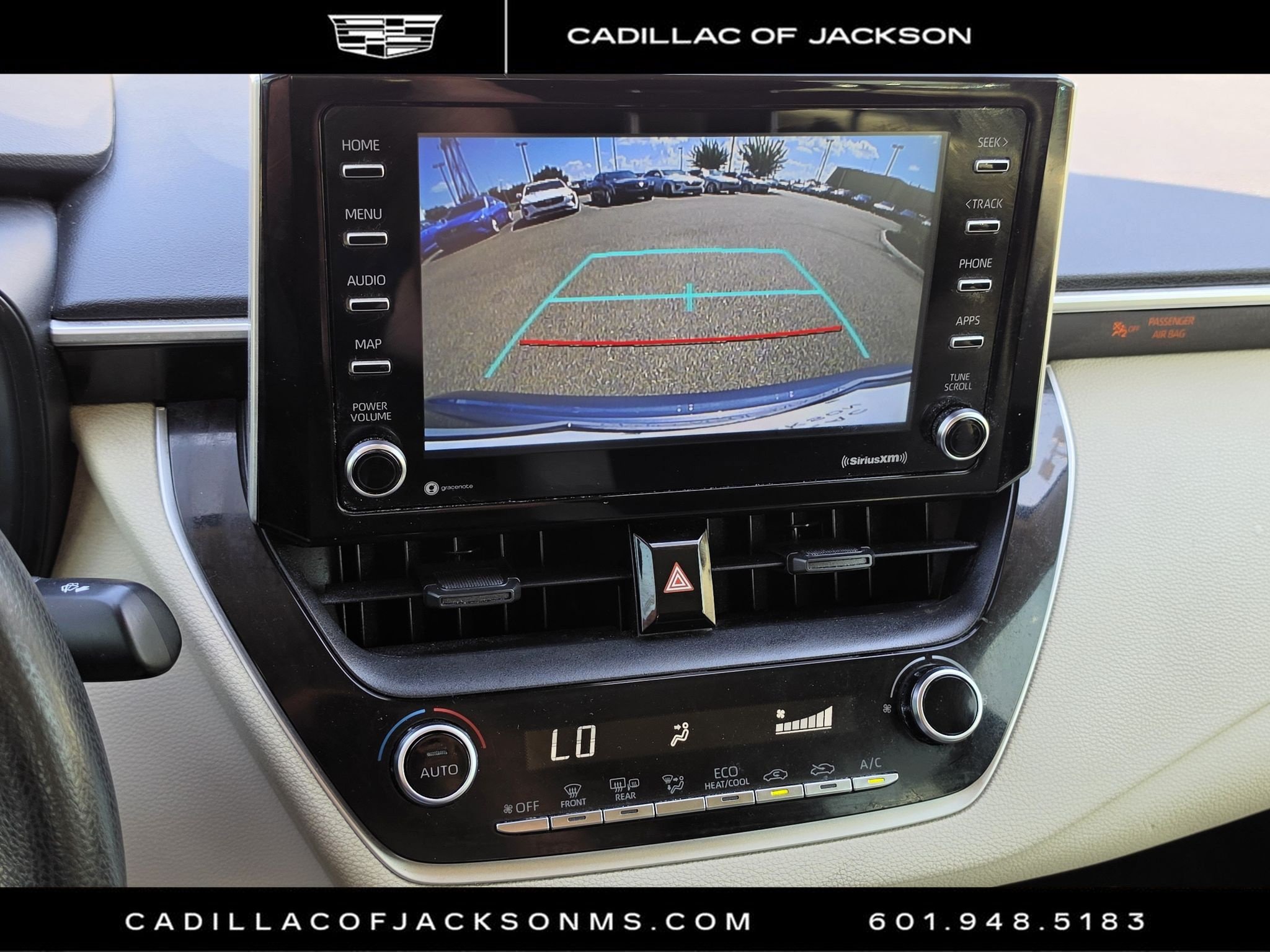 Used 2021 Toyota Corolla LE FWD image 9