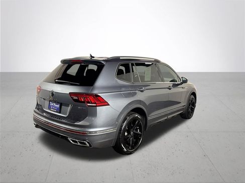Used 2024 Volkswagen Tiguan SEL R-Line AWD/4WD image 6
