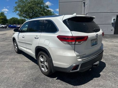 Used 2017 Toyota Highlander Limited AWD/4WD image 5