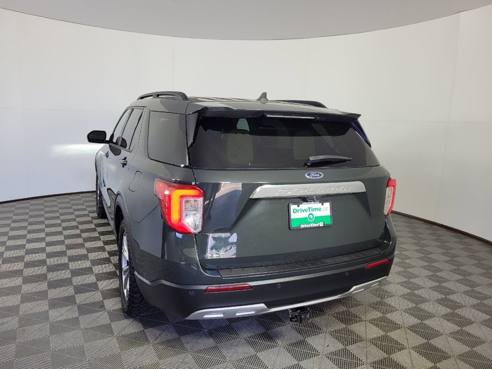Used 2022 Ford Explorer XLT w/ Equipment Group 202A RWD image 5
