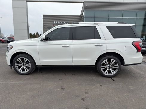 Used 2021 Ford Expedition Limited image 9