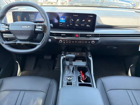 New 2026 Kia Sorento S AWD/4WD image 9
