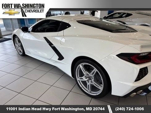 Used 2024 Chevrolet Corvette Stingray Premium Conv w/ Stealth Interior Trim Package RWD image 2