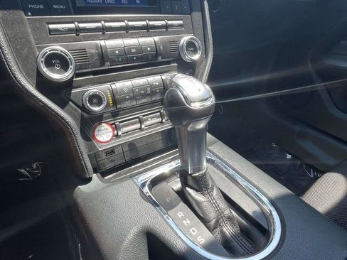 Certified 2017 Ford Mustang Coupe RWD image 20