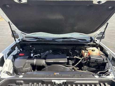 Used 2023 Chevrolet Silverado 2500 LT w/ Convenience Package AWD/4WD image 13